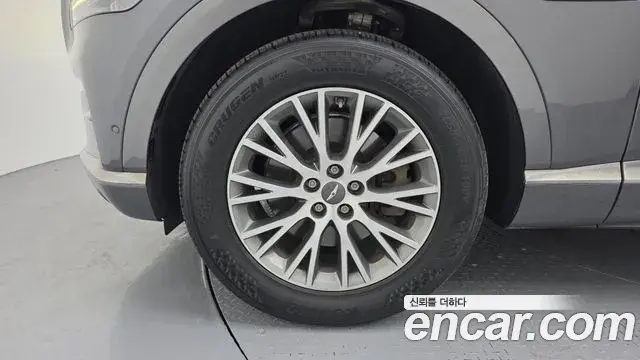 Genesis GV80 2022 — ფოტო 10/20