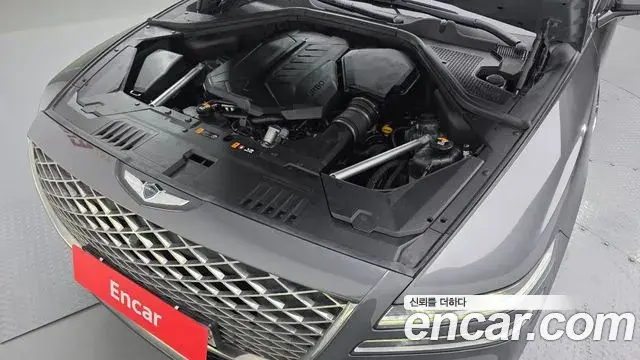 Genesis GV80 2022 — ფოტო 18/20