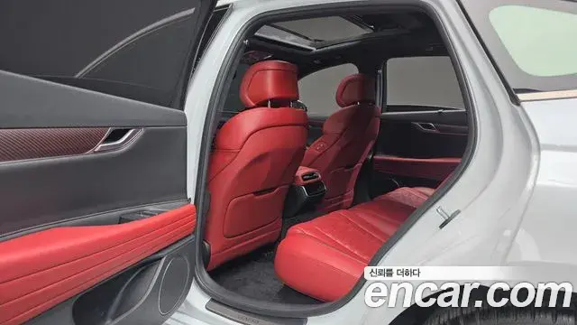 Genesis G80 2025 — Photo 19/31