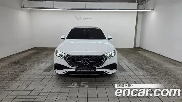 Mercedes-Benz E-Class 2025 — Фото 2/20
