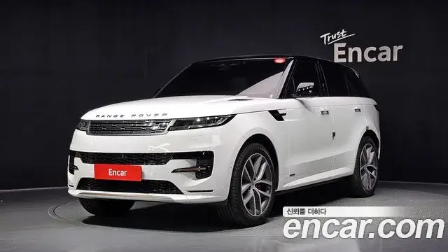 Land Rover Range Rover Sport 2025 — Photo 30/36
