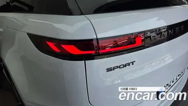 Land Rover Range Rover Sport 2025 — Photo 19/36