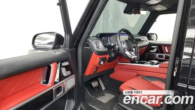 Mercedes-Benz G-Class 2020 — Фото 10/20