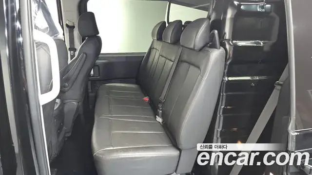 Hyundai Staria 2024 — Фото 11/20
