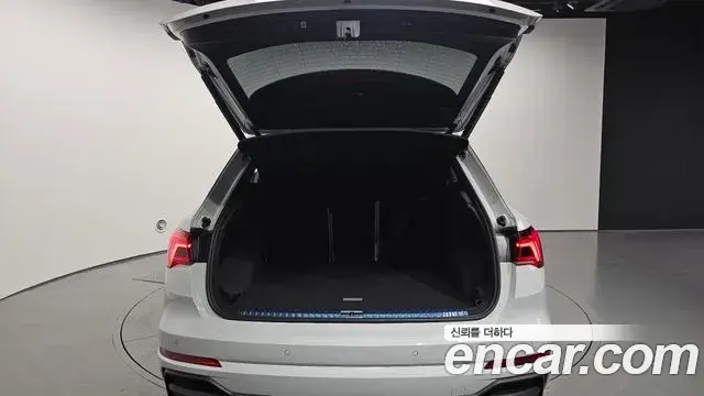 Audi Q3 2025 — ფოტო 24/32