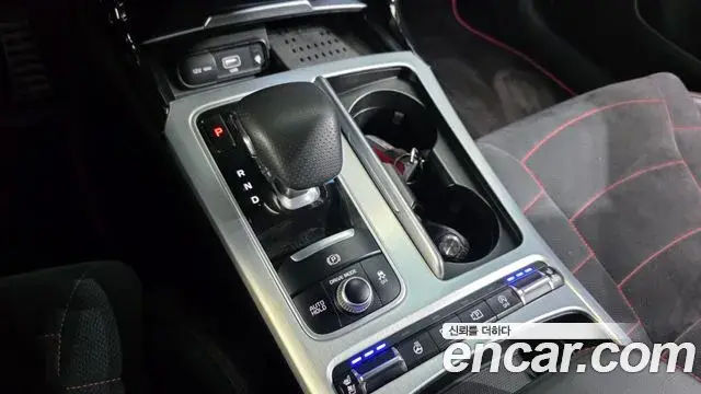 Kia Stinger 2021 — Фото 9/20