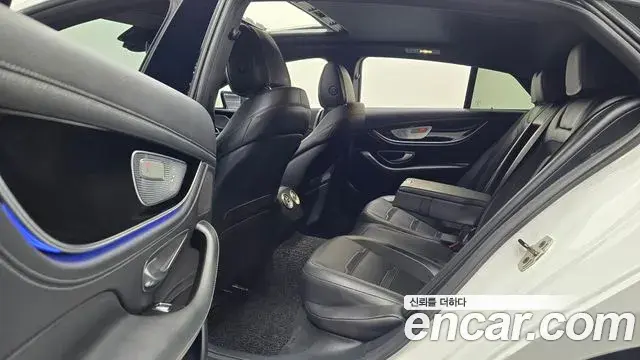 Mercedes-Benz AMG GT 2021 — Фото 12/20