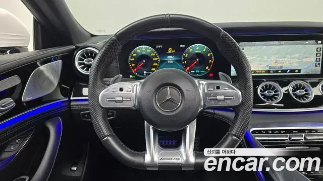 Mercedes-Benz AMG GT 2021 — Фото 13/20