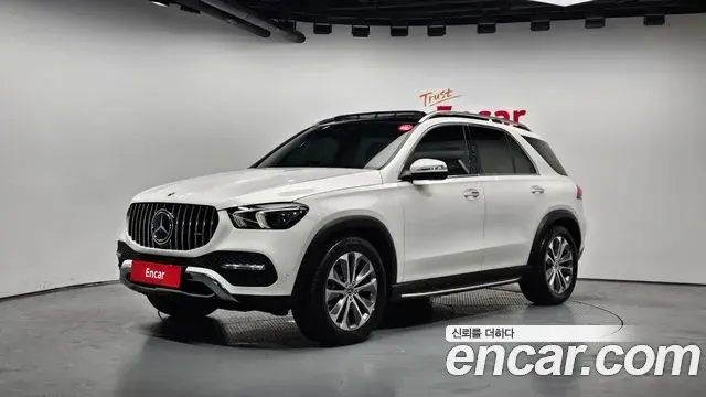 Mercedes-Benz GLE-Class 2023 — ფოტო 6/20