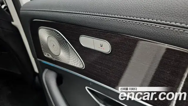 Mercedes-Benz GLE-Class 2023 — ფოტო 10/20
