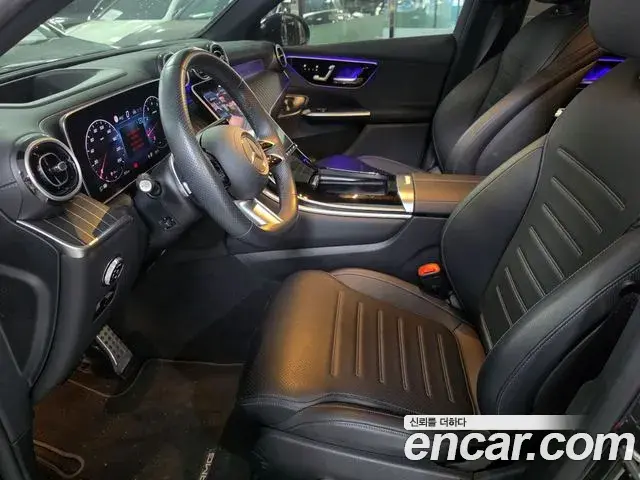 Mercedes-Benz GLC-Class 2024 — Photo 12/17