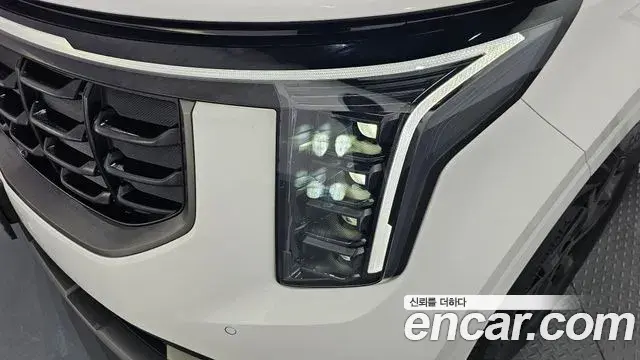 Kia Carnival 2025 — Photo 13/32