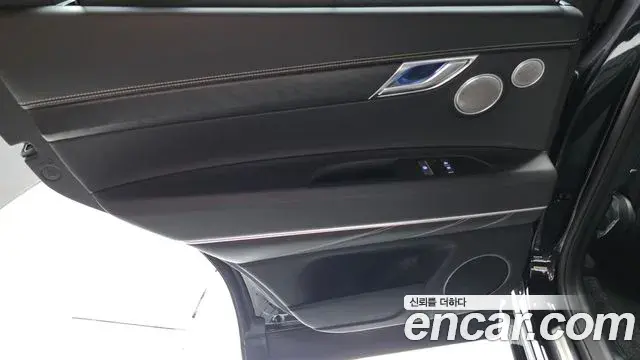 Genesis GV80 2023 — ფოტო 19/30