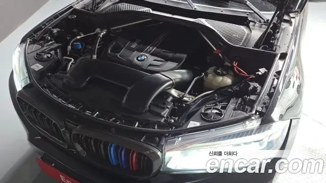 BMW X6 2018 — Photo 6/20