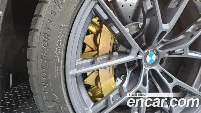 BMW M4 2025 — ფოტო 22/34