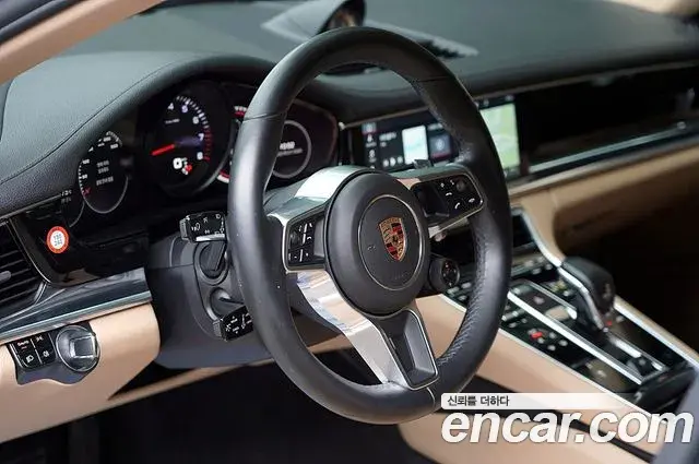 Porsche Panamera 2020 — Şəkil 15/16