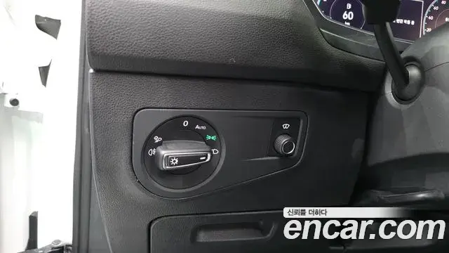 Volkswagen Tiguan Allspace 2023 — ფოტო 4/33