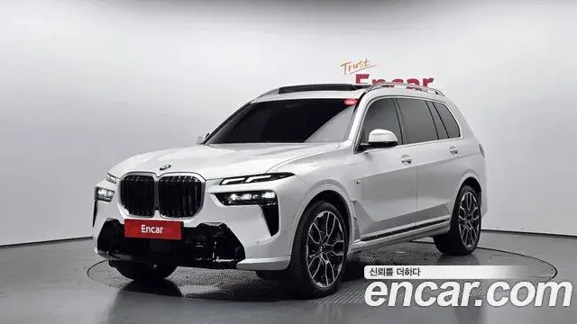 BMW X7 2024 — Photo 7/33
