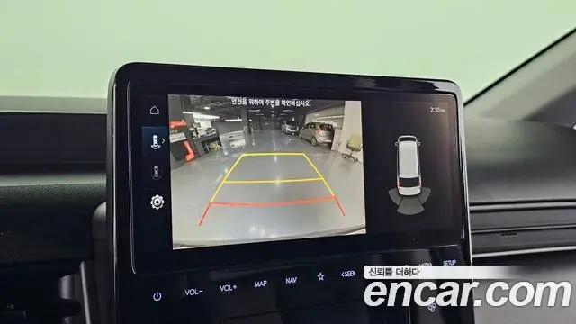 Hyundai Staria 2022 — Photo 15/20