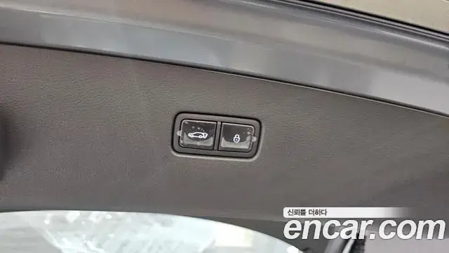 Genesis GV80 Coupe 2025 — Фото 16/20