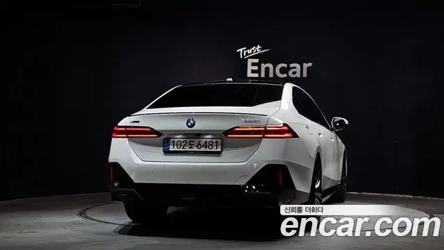 BMW 5 Series 2024 — Şəkil 31/31