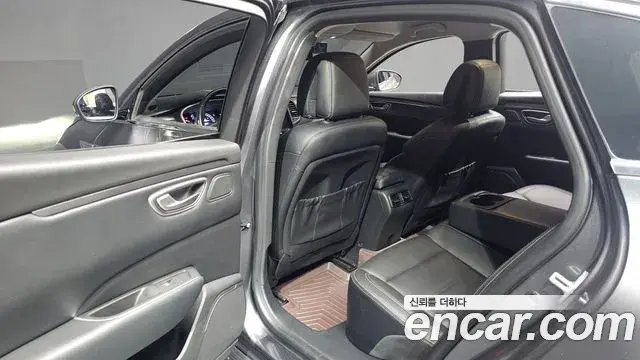 Renault Samsung SM6 2023 — ფოტო 11/32