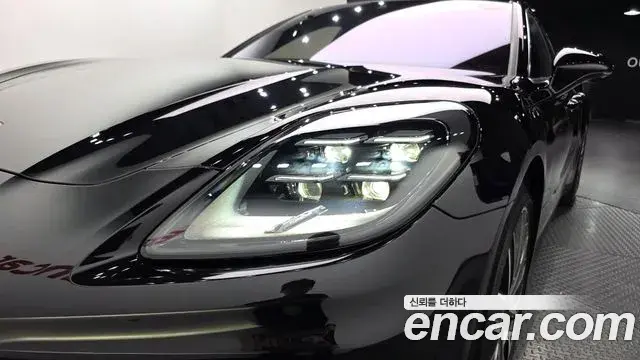 Porsche Panamera 2024 — Şəkil 20/39