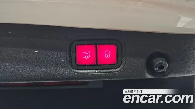 Mercedes-Benz E-Class 2020 — Şəkil 15/32