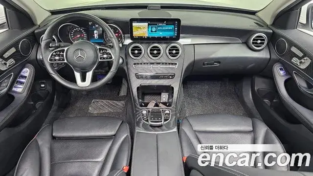 Mercedes-Benz C-Class 2019 — Фото 7/20