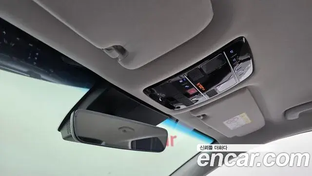 Hyundai Grandeur Hybrid 2023 — Şəkil 28/35