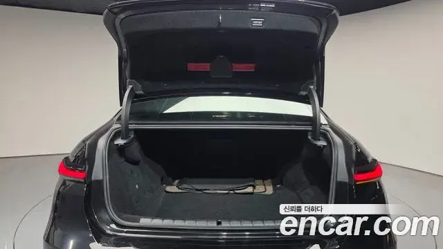 BMW i7 2024 — ფოტო 31/32