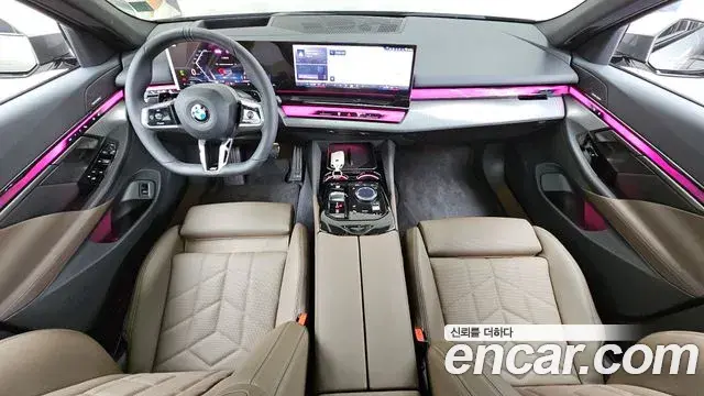 BMW 5 Series 2025 — Photo 7/20