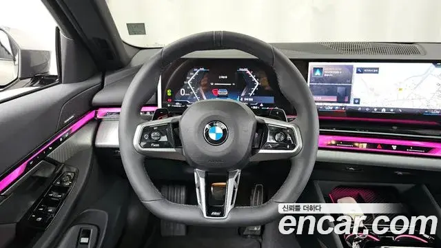 BMW 5 Series 2025 — Photo 13/20