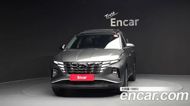 Hyundai Tucson Hybrid 2021 — Photo 8/31