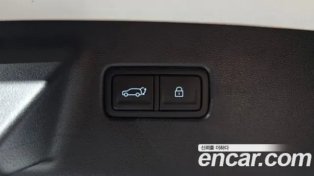 Hyundai Santa Fe 2024 — Şəkil 33/40