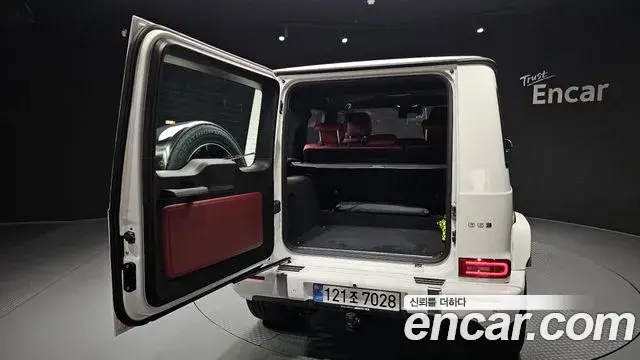 Mercedes-Benz G-Class 2026 — Photo 1/20