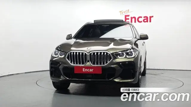 BMW X6 2022 — Photo 17/20