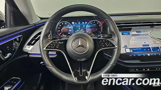 Mercedes-Benz E-Class 2024 — Фото 13/20