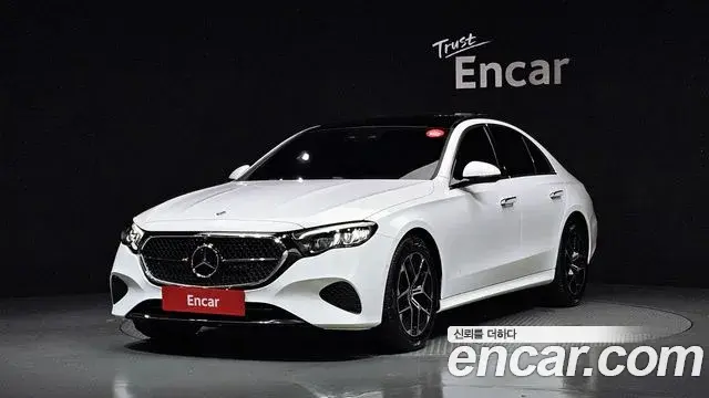 Mercedes-Benz E-Class 2025 — Фото 1/20