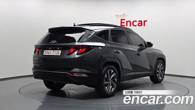 Hyundai Tucson Hybrid 2021 — Şəkil 18/20