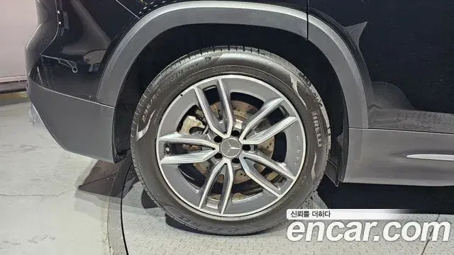 Mercedes-Benz GLB-Class 2025 — ფოტო 20/30
