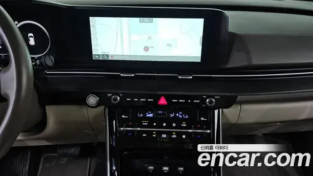 Kia Carnival 2022 — Фото 13/20