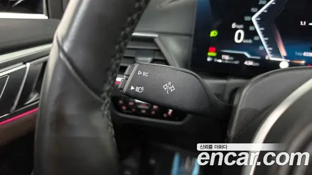 BMW 4 Series 2023 — ფოტო 8/35