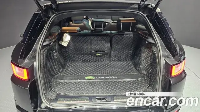Land Rover Range Rover Evoque 2018 — Şəkil 36/38