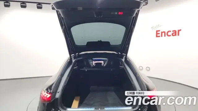 Mercedes-Benz EQS 2022 — Photo 32/39