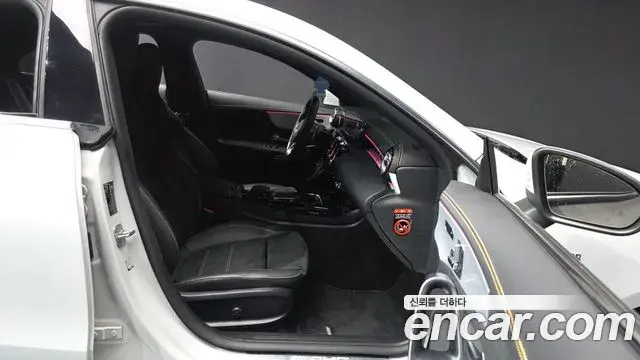 Mercedes-Benz CLA-Class 2023 — Фото 11/20