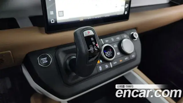 Land Rover Defender 2025 — Şəkil 17/20