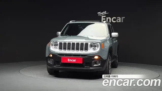 Jeep Renegade 2018 — Şəkil 12/34