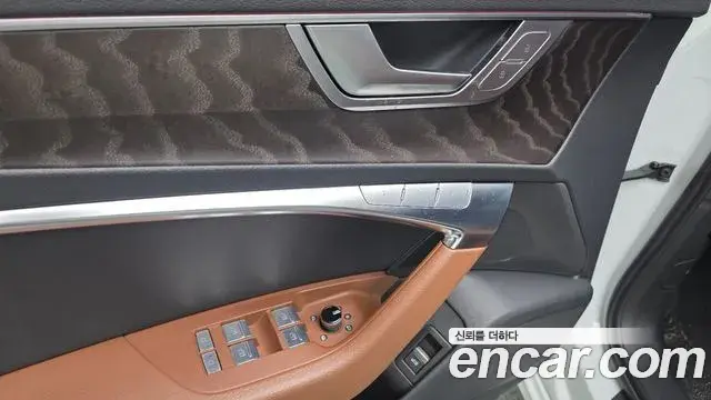 Audi A6 2021 — Photo 21/37
