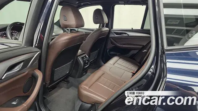 BMW X3 2021 — Photo 27/35